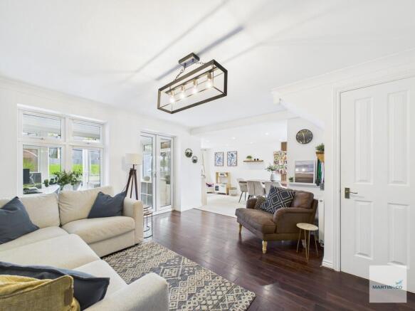 CAM03394G0-PR0365...