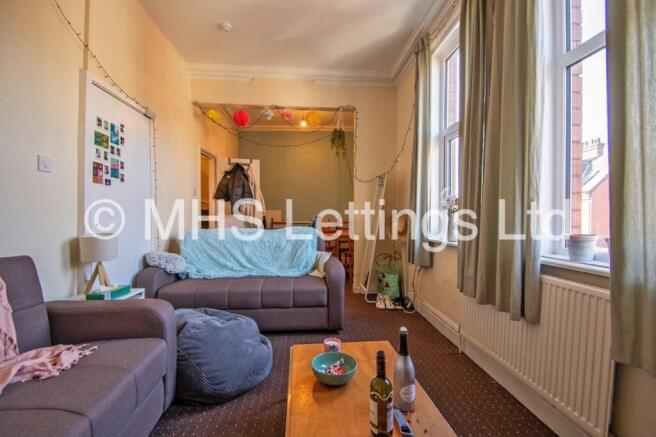 1 bed Flat Share to rent Image 4
