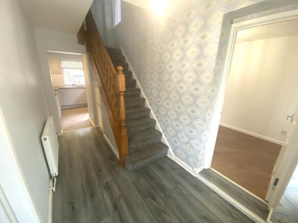 3 bed Semi-Detached for sale Image 5