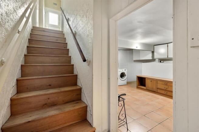4 bed Terraced for sale Image 10