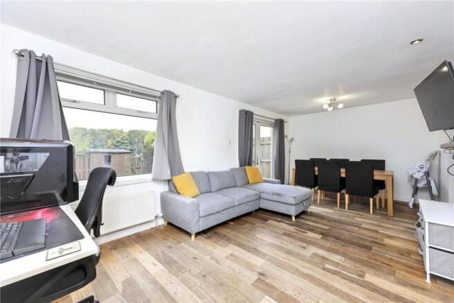 Living/Dining Rm