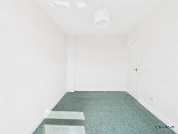 CAM01858G0-PR0112-STILL020.jpg