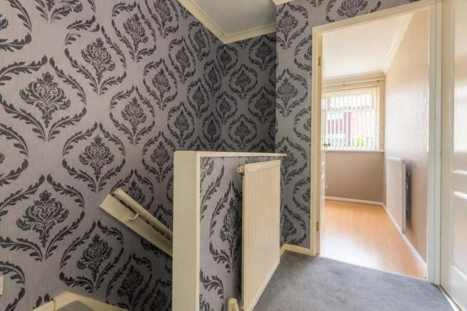 3 bed Semi-Detached for sale Image 10