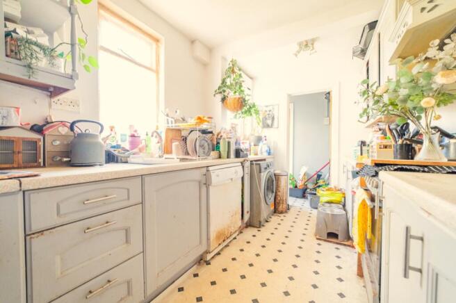 Call 02920 454555 to secure your viewing_9