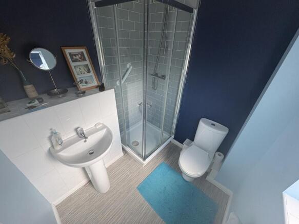 4 bed Detached for sale Image 12