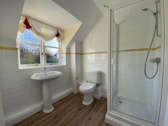 Master Ensuite