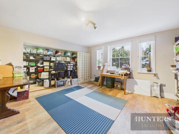 5 bed Terraced for sale Image 6