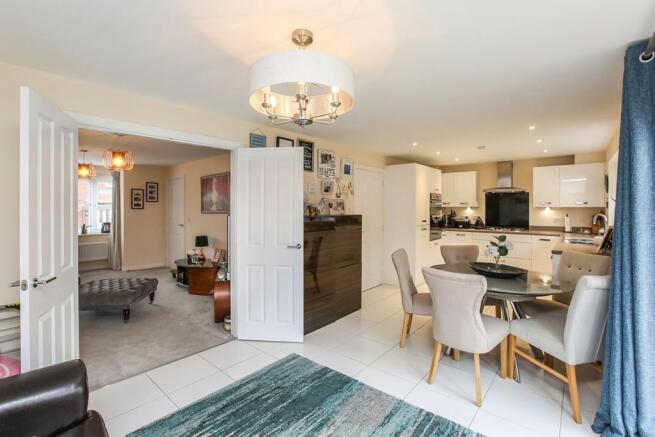 Dining Kitchen