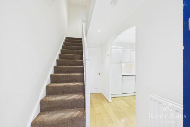 2 bed End of Terrace to rent Image 7