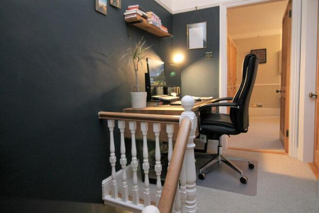 Photo 9