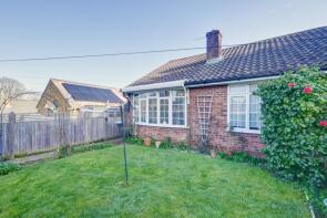 27, Danum Close, Hailsham BN27 1UX