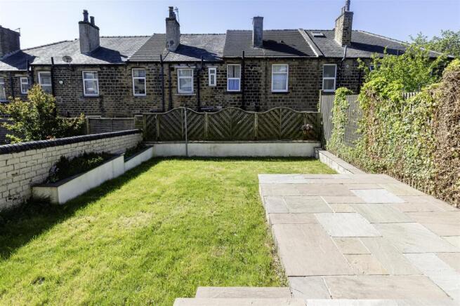 3 bed Terraced for sale Image 4
