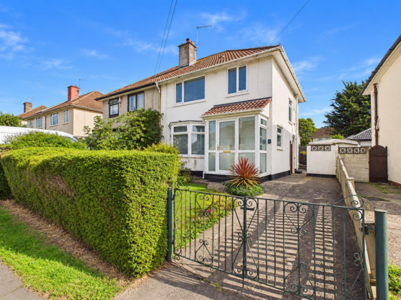 3-bed semi-detached on Landseer Avenue, Lockleaze, Bristol, £290,000