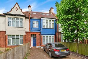 5b, Ashurst Gardens, Tulse Hill, London SW2 3UH