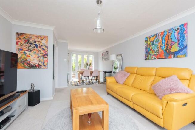 Living/Dining Room