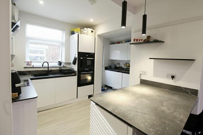 Kitchen / Dining Room