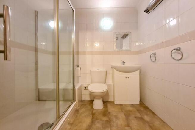 Shower Room / WC