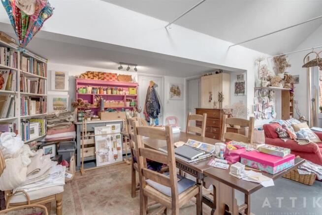 Attik 9 St Johns Road, Bungay NR35, 1DH (48).jpg