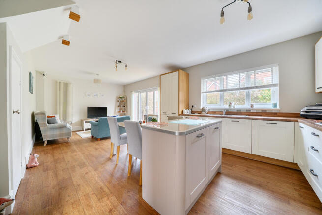 14162081269930d2460e38