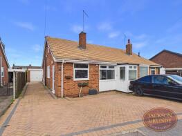 16, Meadow Close, Northampton NN5 6RL