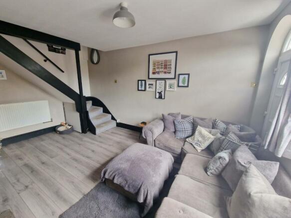 lounge2.jpg