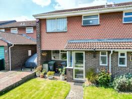 2, Aintree Close, Gravesend DA12 5AS