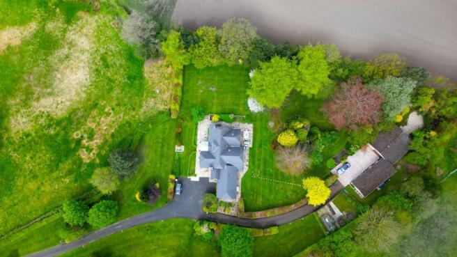 DJI_0099.00_52_36_22.Still018.jpg