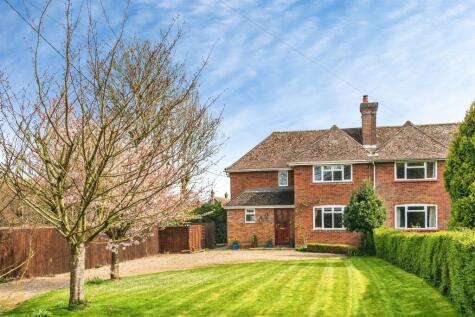 Princes Close, Chilton, Aylesbury