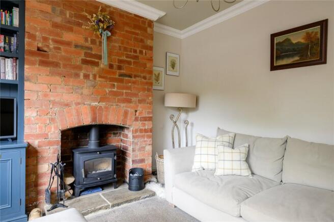4 bed Semi-Detached for sale Image 6