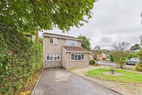 Popular location off of Trendlewood Way, Nailsea