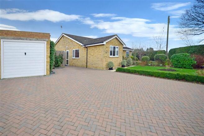 Driveway/Parking