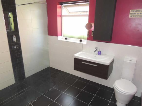 Shower Room/wc