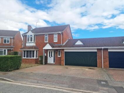 Waveney Close, Bicester