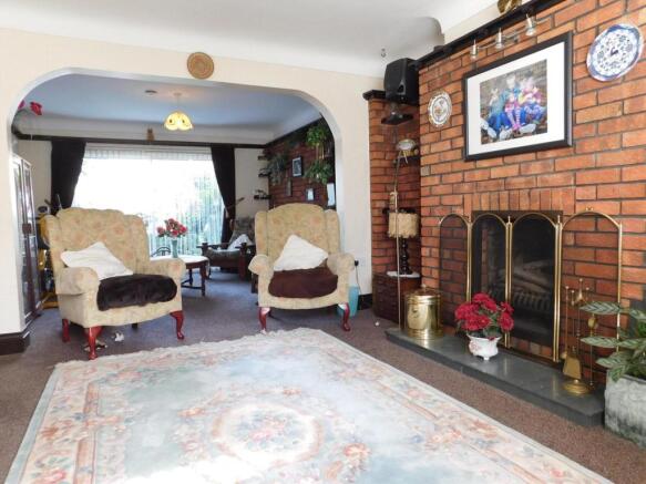 Through Lounge