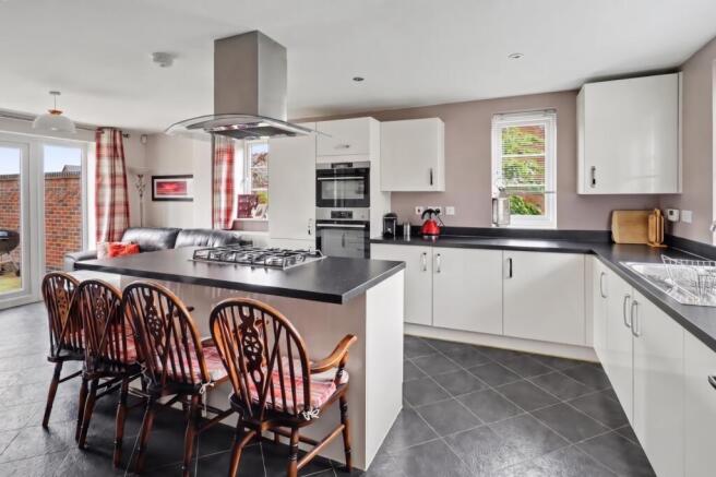 Kitchen diner