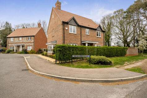 Chiltern Gardens, Woodcote, Reading, Oxfordshire, RG8