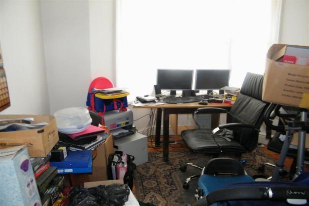 Photo 6