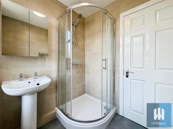 1 bed Apartment to rent Image 4