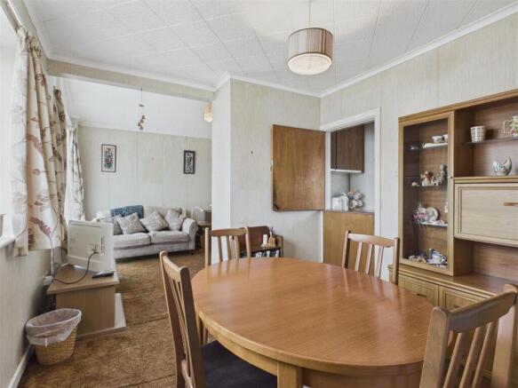Living Room/Dining Room
