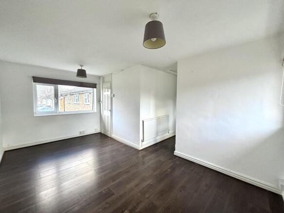 Living/Dining are...