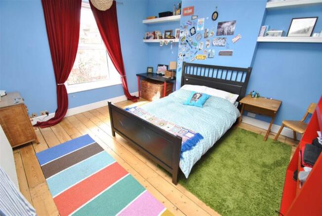 Photo 10