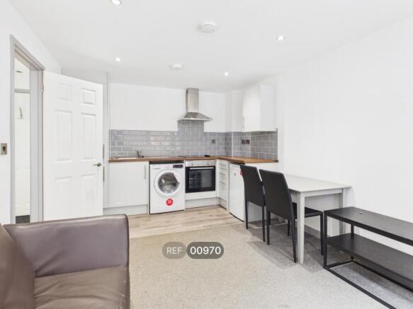 Kitchen/Living area