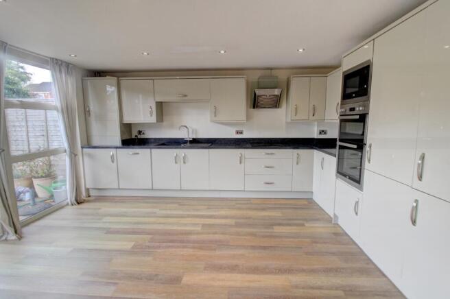 Kitchen 3