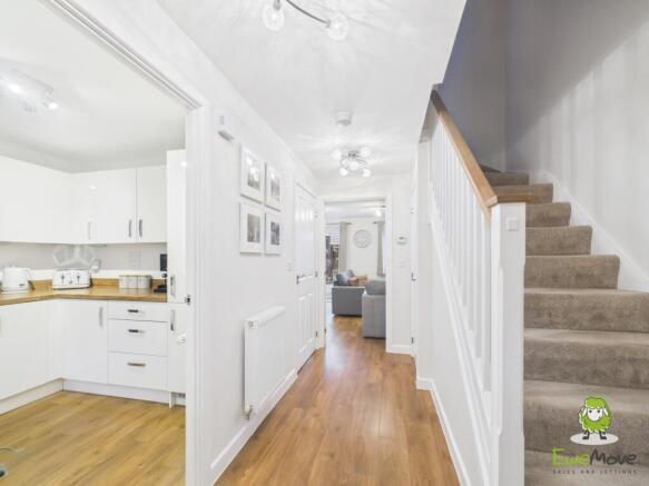 EweMove Estate Agents Basingstoke - Fairway Road 