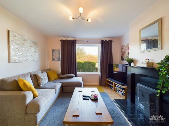 Living Room (1)