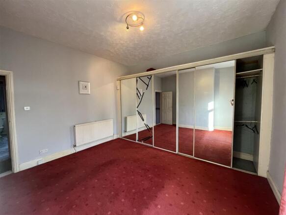 2 bed Terraced for sale Image 9