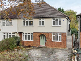 75, Chestnut Avenue, West Wickham BR4 9EU