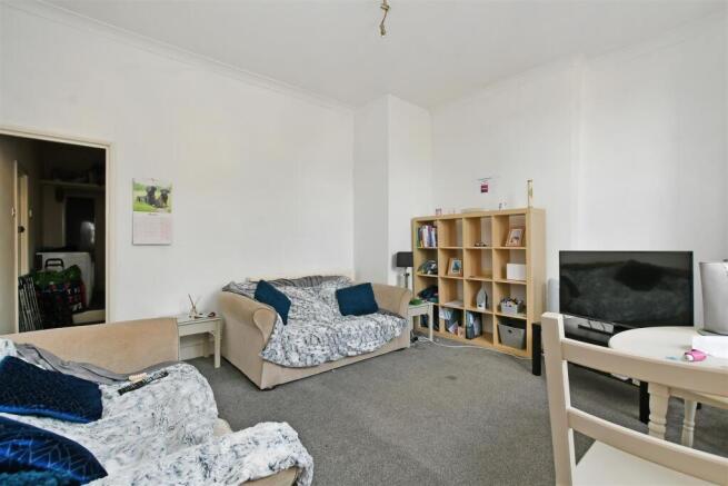 12 bed Block of Apartments for sale Image 10