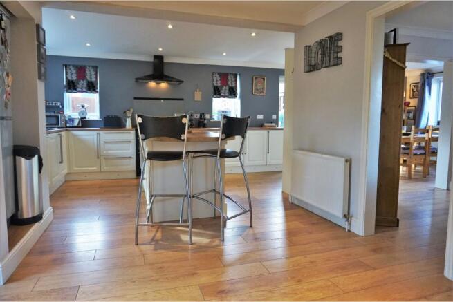 Kitchen / Breakfast