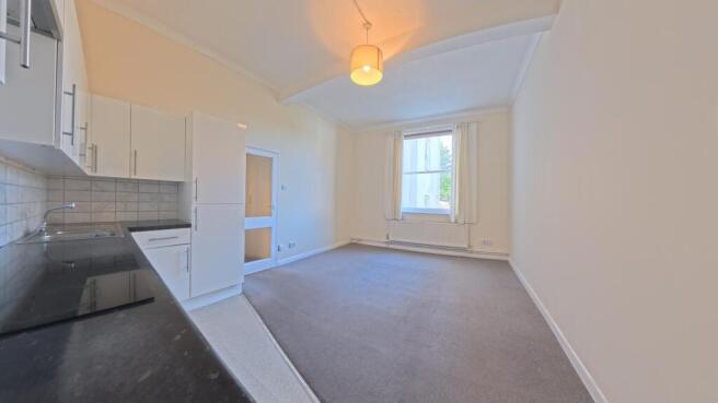 Kitchen/Lounge .1